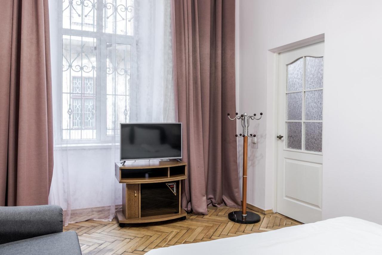 Striltsiv Apartment Lviv Exterior foto
